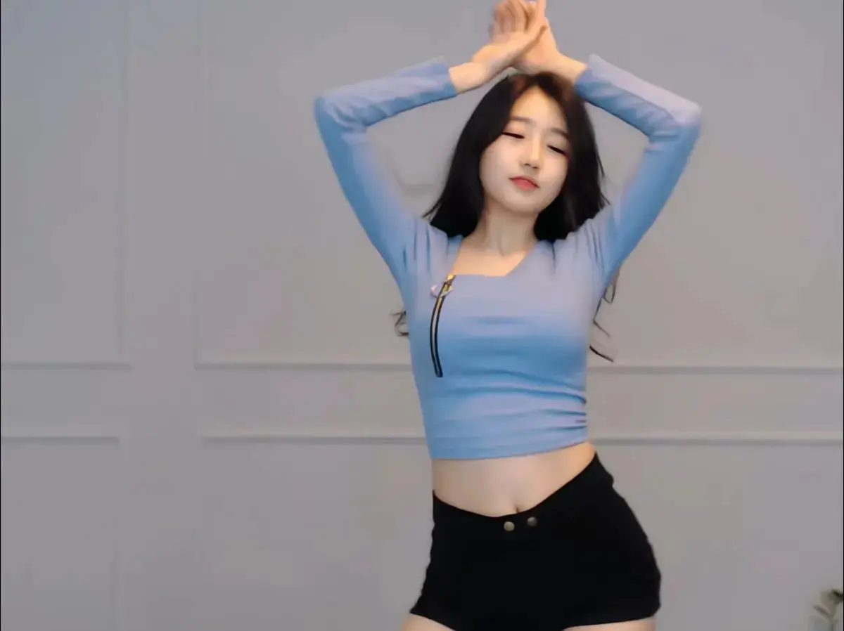 《onlyfans每日大赛》徐雅终极剪辑版在线抢先看-抖音爆款8月加长版-高能瞬间无删减免费观看-全集资源完整分享