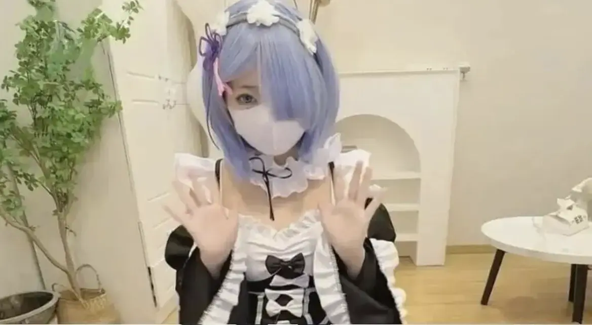 《小欣奈vlog》全季免费看完整版 - 1080P高清无广告在线观看 - 超清画质少女变装cosplay-星空影院