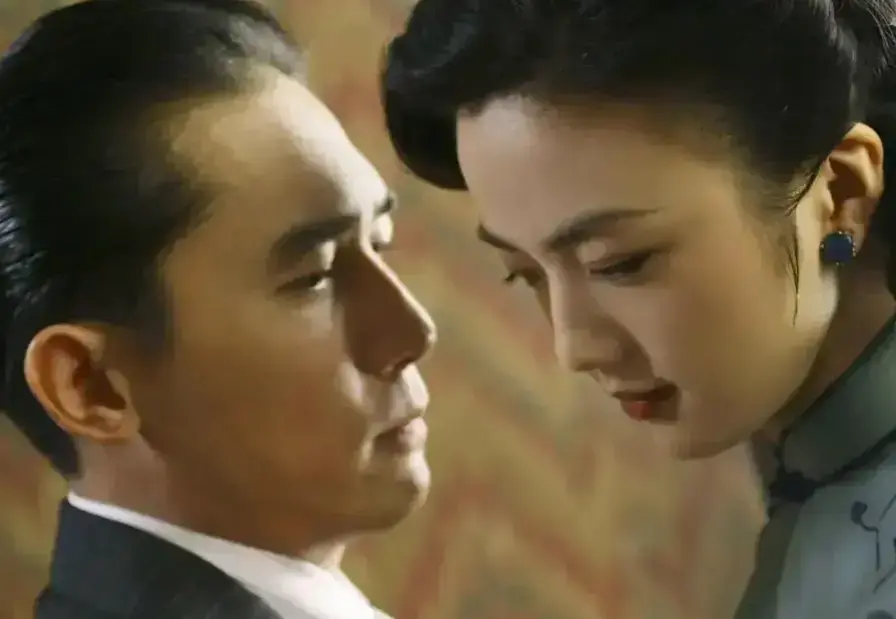《色戒》电影高清完整版免费看-色戒无删减版1080P画质在线播放-国语中字未删减资源下载