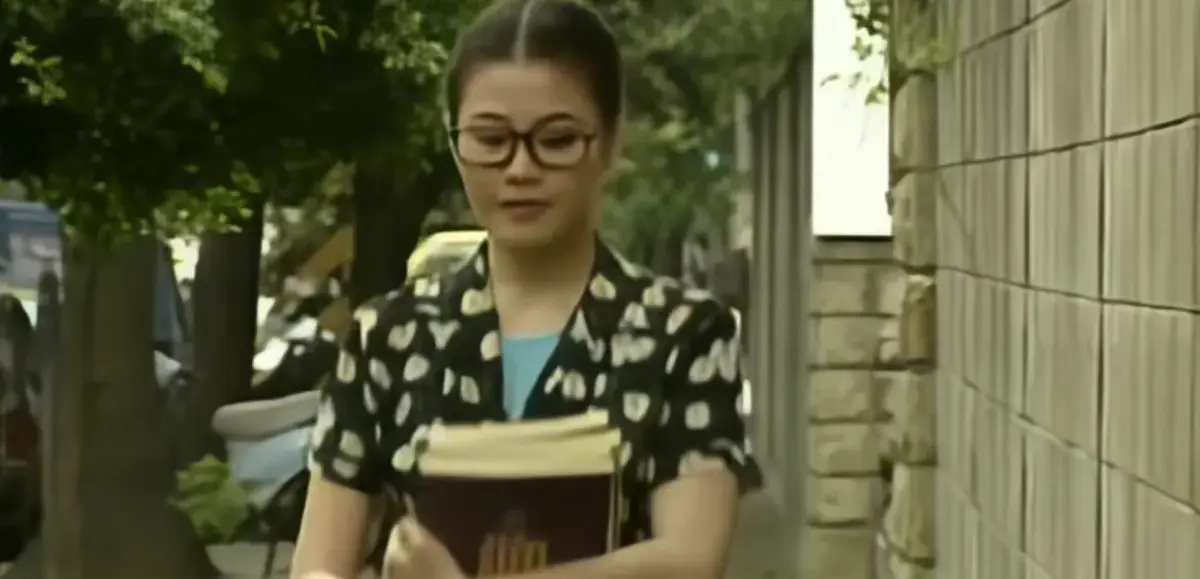 《师生畸恋》完整版高清在线观看-未删减版师生禁忌之恋免费播放-洪晓芸主演《师生畸恋》中文无广告